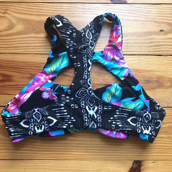 Reversible Bikini Top with Cups, EUC, S - Picture 6 of 6